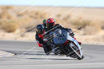 media/Jan-10-2025-CVMA Friday Practice (Fri) [[489e0da257]]/Group 4 and Trackday/Session 4 (Turn 16)/